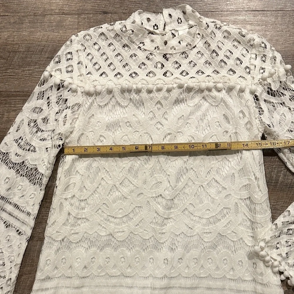White Lace shift mini Dress with pompom ricrac details size small - Picture 9 of 13